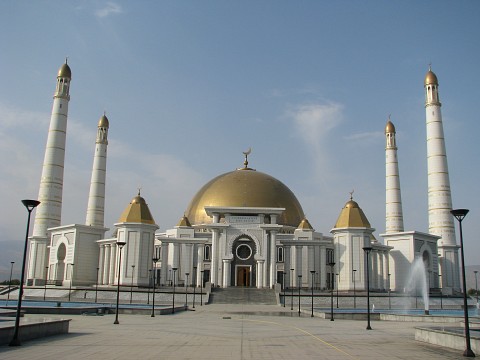 مسجد روح ترکمن باشی