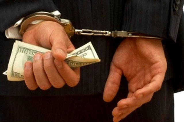 دستگیری جاعل عراقی ویزای عراق در جنوب تهران + هشدارهای پلیس دستگیری به جرم اخلال ارز
