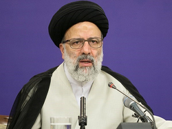 رئیس قوه قضاییه: اگر دولت سر جای خود وظیفه کنترل قیمت بنزین را انجام داده بود، مشکلی به وجود نمیآمد