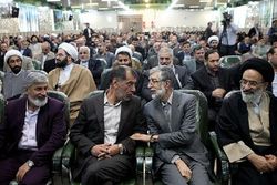 عضو جبهه پایداری: به اجماع نرسیم اصولگرایان از تهران با 3 فهرست میآیند/ دائم میگویند پایداری عقبنشینی کند، خیر تیم قالیباف هم باید انعطاف نشان دهد/ بر سرلیستی قالیباف اجماع نشده