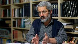 عباس سلیمینمین: اصلاحطلبان نمیتوانند با سرلیستی مطهری فهرست قوی ببندند/ مجید انصاری گزینه اصلاحات برای سرلیستی است اما به پای عارف نمیرسد/ عارف حذف شد چون مانع تندروی بود