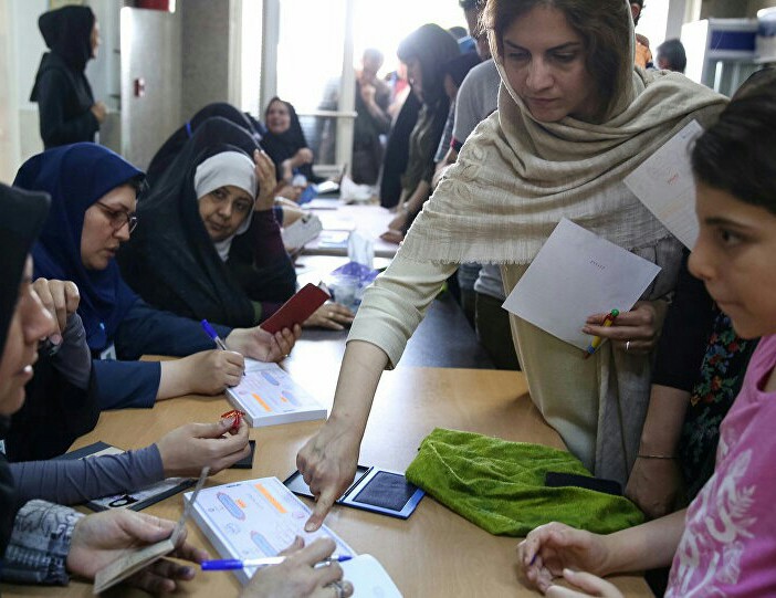 اصولگرایان در آستانه تسلط بر پارلمان / آیا مجلس بعدی به دنبال استیضاح روحانی می رود؟ اصولگرایان در آستانه تسلط بر پارلمان / آیا مجلس بعدی به دنبال استیضاح روحانی می رود؟