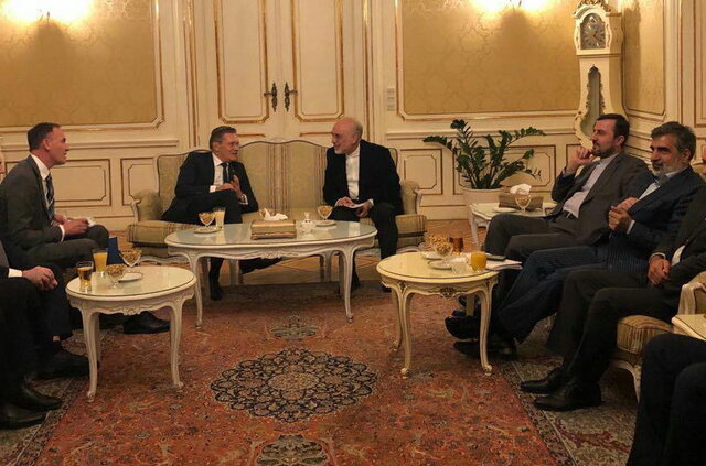 دیدار و گفتوگوی روسای سازمان انرژی اتمی کشورمان و روس اتم صالحی