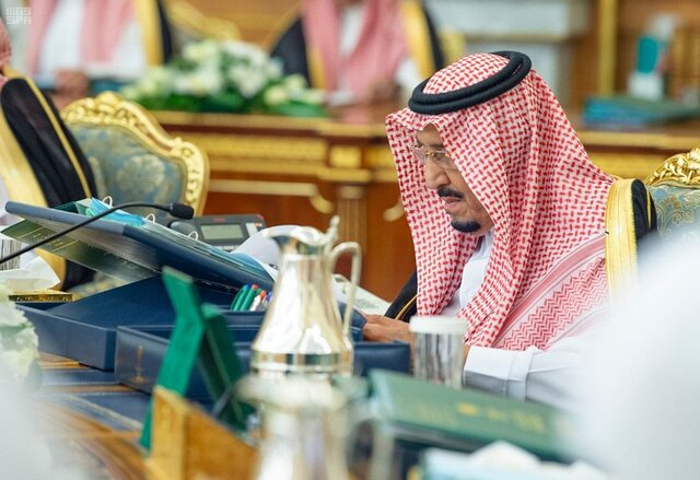 شورای وزیران سعودی: حمله به آرامکو با سلاح ایرانی انجام شد ملک سلمان