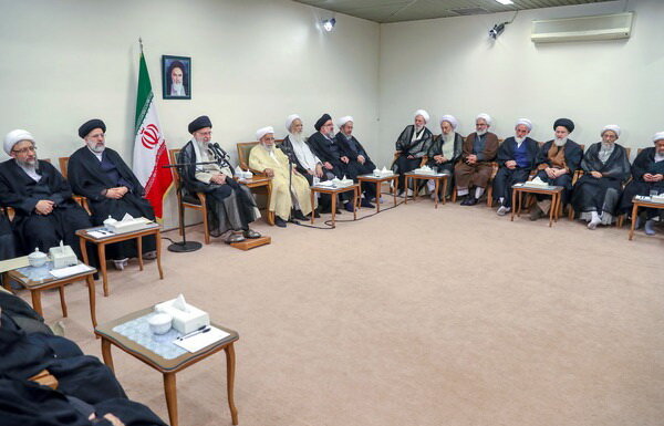 دیدار اعضای مجلس خبرگان با رهبر انقلاب دیدار اعضای مجلس خبرگان با رهبر انقلاب