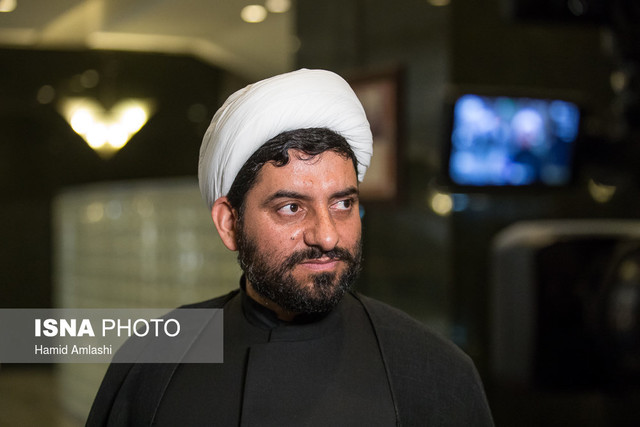 انتقاد آزادیخواه از نسبت دادن کلماتی خلاف واقع علیه وی احد آزادیخواه