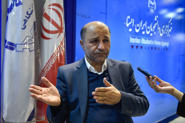 اتخاذ راهکارهای مناسب برای کاهش فشارهای حاصل از اصلاح قیمت بنزین بر اقشار مختلف قرهخانی