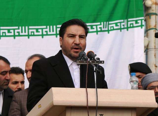 روابط خارجی ایران به دلیل تحریمهای آمریکا تعطیل نخواهد شد برزگر /نماینده سلماس