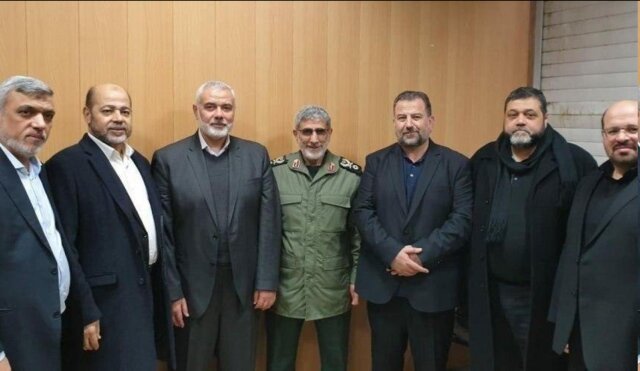 دیدار اسماعیل هنیه با فرمانده جدید سپاه قدس image.png