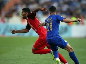 انصاری: بازیکنان باید خودشان را کنترل کنند/ مهم موفقیت پرسپولیس است