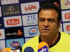 کرمانیمقدم: جونیور براندائو در حد پرسپولیس نیست/ کالدرون تعویض شجاعانهای انجام داد