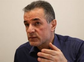 انصاری فرد: به جای فرافکنی قویتر شوید و علیه پرسپولیس سیاه نمایی نکنید