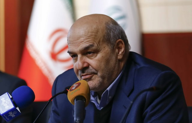 تاکید بر خودکفایی در تولید گندم اشتباه است عیسی کلانتری رییس سازمان محیط زیست