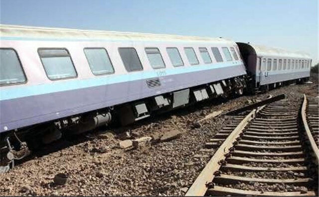 عملیات امدادرسانی به مصدومان حادثه قطار زاهدان به تهران به پایان رسید خروج قطار از ریل