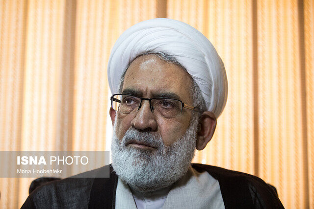 نامه منتظری به ظریف برای "پیگیری حقوقی تعرض جنگندههای آمریکا به هواپیمای مسافربری ایران" نامه منتظری به ظریف برای "پیگیری حقوقی تعرض جنگندههای آمریکا به هواپیمای مسافربری ایران"