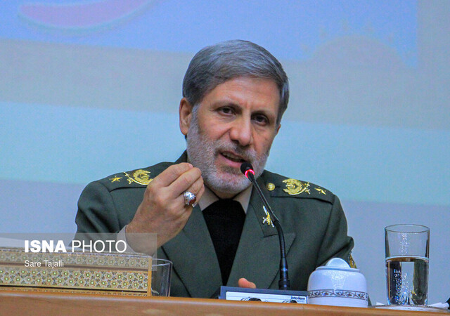 وزیر دفاع: هر اقدامی در جهت خودکفایی، گامی مهم در پیشبرد اهداف اقتصادی است وزیر دفاع: هر اقدامی در جهت خودکفایی، گامی مهم در پیشبرد اهداف اقتصادی است