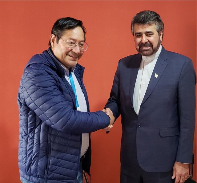 بررسی توسعه همکاریها در دیدار سفیر ایران با رییس جمهور منتخب بولیوی بررسی توسعه همکاریها در دیدار سفیر ایران با رییس جمهور منتخب بولیوی