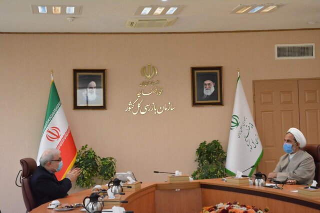 دریافت پول از مردم تحت عنوان «خدمات دارویی» توسط داروخانهها وجاهت قانونی ندارد دریافت پول از مردم تحت عنوان «خدمات دارویی» توسط داروخانهها وجاهت قانونی ندارد