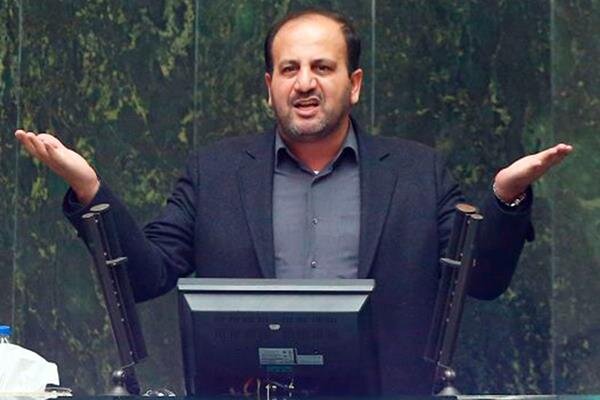 نوروزی: مشکلات بازار بورس با هیاهو حل نمیشود نوروزی: مشکلات بازار بورس با هیاهو حل نمیشود