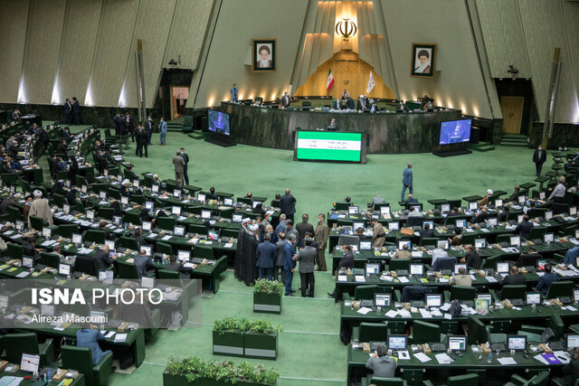 آببهای مشترکان پرمصرف افزایش مییابد آببهای مشترکان پرمصرف افزایش مییابد