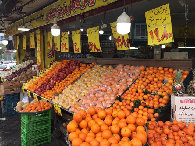 تفاوت حداقل دوبرابری قیمت خرده فروشان میوه و سبزی با میدان تره بار تفاوت حداقل دوبرابری قیمت خرده فروشان میوه و سبزی با میدان تره بار