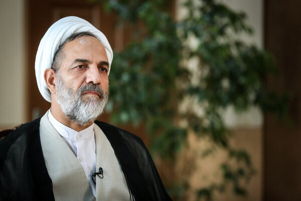 یکی از اولویتهای اصلی قوه قضائیه و سازمان بازرسی پیگیری و رفع موانع تولید است یکی از اولویتهای اصلی قوه قضائیه و سازمان بازرسی پیگیری و رفع موانع تولید است