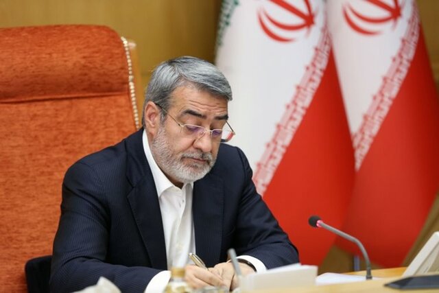 پیام وزیر کشور به مناسبت روز ارتش پیام وزیر کشور به مناسبت روز ارتش
