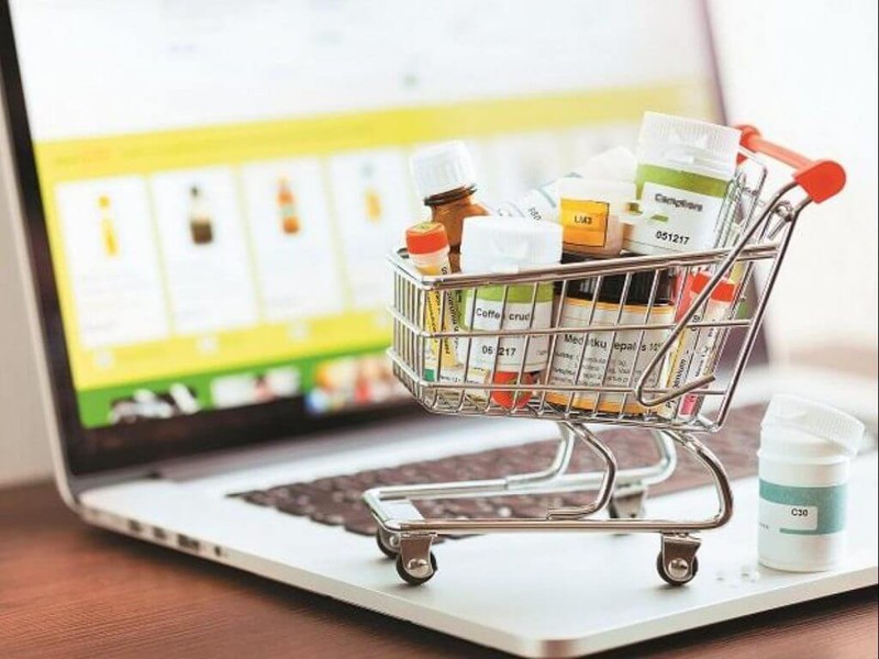 چرا فعالیت داروخانههای آنلاین غیرقانونی شد؟ چرا فعالیت داروخانههای آنلاین غیرقانونی شد؟