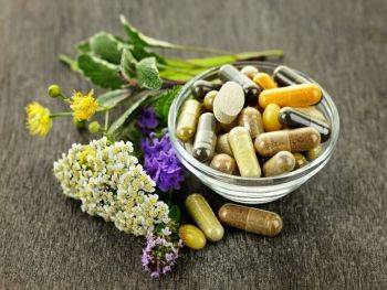 کدام ویتامین ها و مکمل ها در مقابله با سینوزیت موثر هستند؟