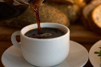 آیا بیماران مبتلا به فشار خون می توانند قهوه مصرف کنند یا برای آنها خطرناک است؟