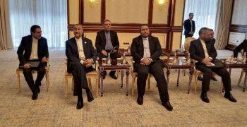 حاشیه دیدار وزیران خارجه ایران و پاکستان در تاشکند(+عکس) / تاخیر پسر بی‌نظیر بوتو و غیبت پرچم پاکستان