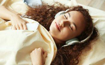 اثر این موسیقی روی بی خوابی مانند داروهای خواب آور است