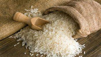 خوردن برنج خام چه خطراتی دارد؟