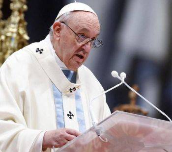 پاپ فرانسیس خواهان ممنوعیت رحم اجاره‌ای در سراسر جهان شد