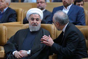 روحانی: آمریکا گروهی که عمل و آرمانش مبارزه با تروریسم بوده را تروریست می‌خواند