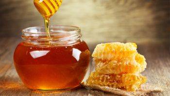 نحوه تشخیص عسل طبیعی از تقلبی