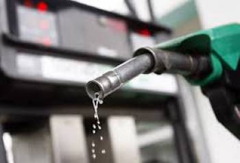 احتمال اصلاح سهمیه‌‌بندی بنزین در پارلمان وجود دارد