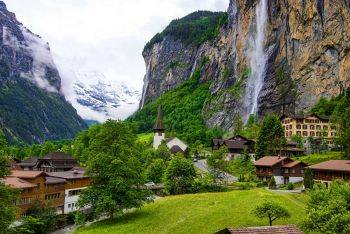 دهکده رویایی لوتربرونن در سوئیس