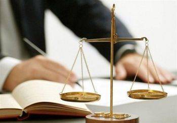 مشاوره حقوقی و وکیل چه تفاوتی دارند؟