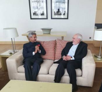 دیدار ظریف با وزیر خارجه هند