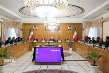 آئین‌نامه اعطای مجوز اقامت پنج‌ساله به اتباع خارجی سرمایه‌گذار در ایران تصویب شد