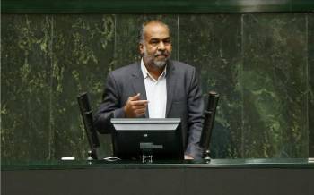 صباغیان: واعظ توهین کننده به مجلس درباره میزان پول‌های گرفته‌اش شفاف‌سازی کند