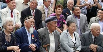 اوضاع سالمندان در آسیای مرکزی: بازنشستگان چقدر حقوق می‌گیرند؟