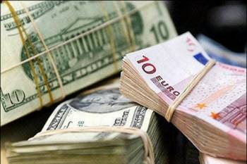 وضعیت معاملات ارزی/ ارز مسافرتی ۲۵۰ تومان ارزان شد