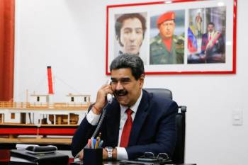 گفت و گوی تلفنی مادورو با رئیسی
