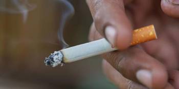 سیگار کشیدن در روزهای کرونایی ممنوع