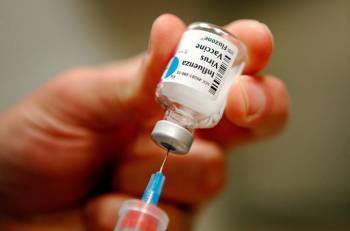 قیمت واکسن آنفولانزای ایرانی مشابه خارجی اعلام شد/واکسن خارجی در داروخانه ها نیست