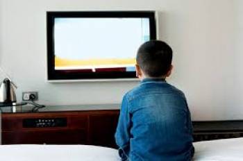  زمان نگاه کردن به صفحه نمایش کودکان را چگونه کنترل کنیم؟