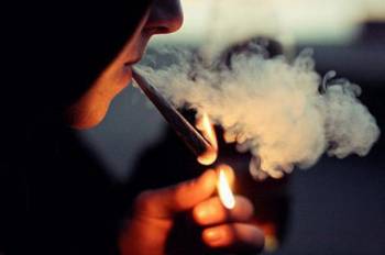 آقایان بخوانند:بیماری هایی که از سیگار کشیدن به وجود می آیند