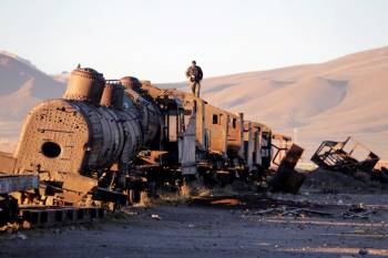 قبرستان قطار ها در بولیوی